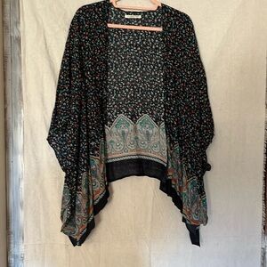 Anthropologie Do Everything In Love bohemian floral kimono